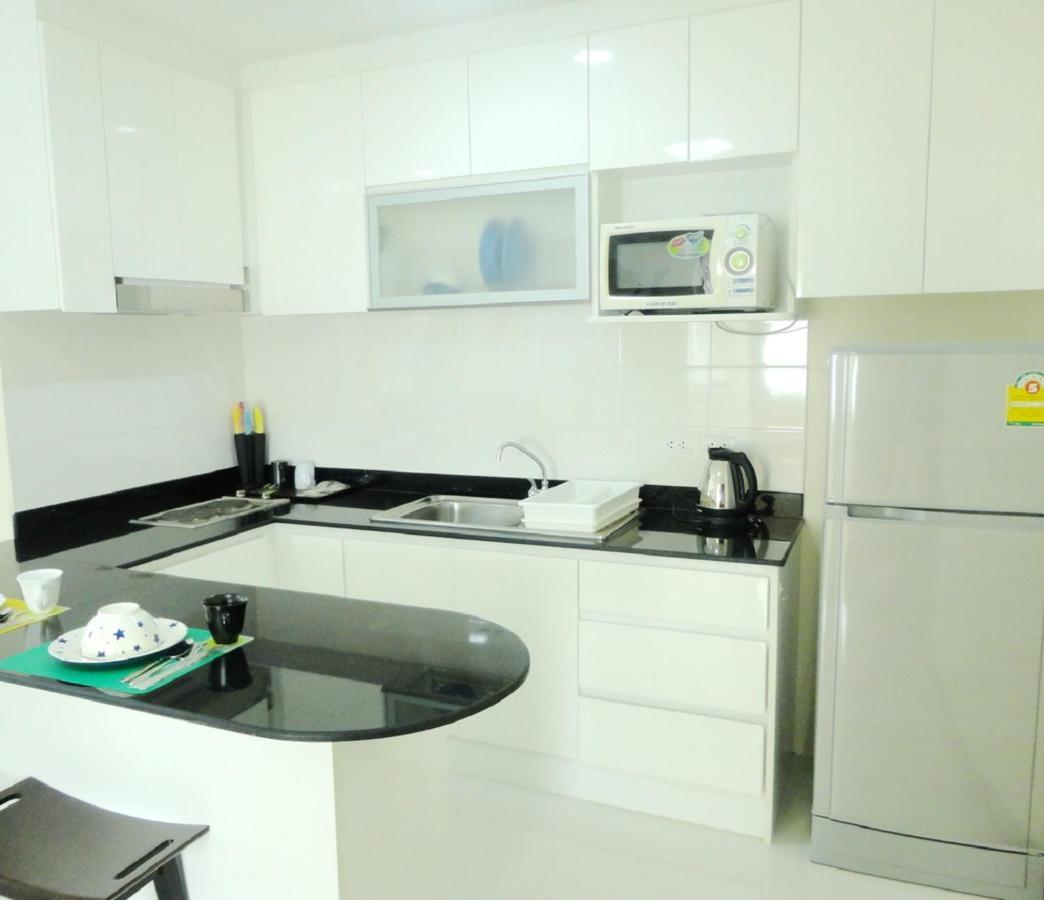 Charming Resident At Ekkamai From Studio Unit Up To 2 Bedroom Apartment Bangkok Exteriör bild