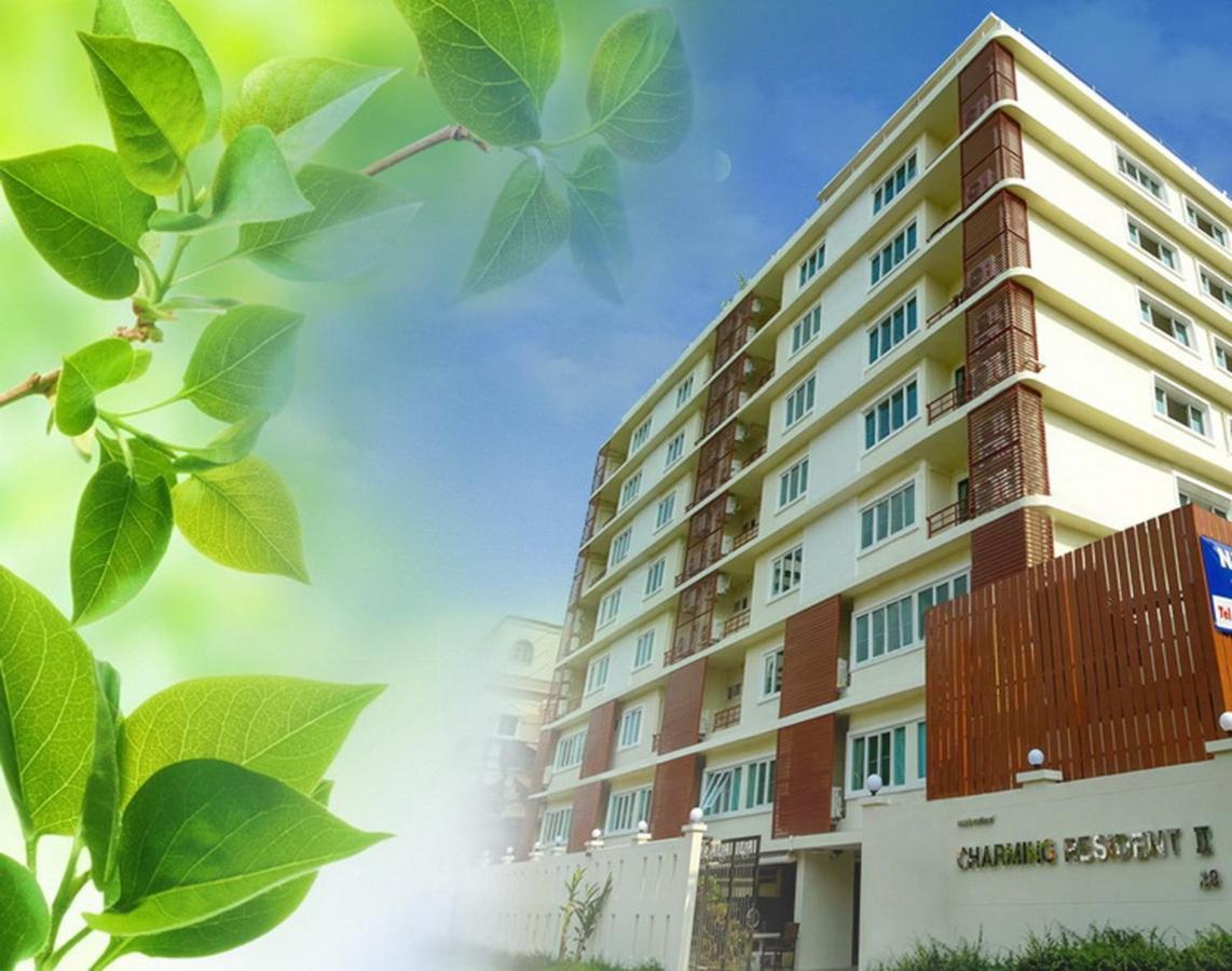 Charming Resident At Ekkamai From Studio Unit Up To 2 Bedroom Apartment Bangkok Exteriör bild