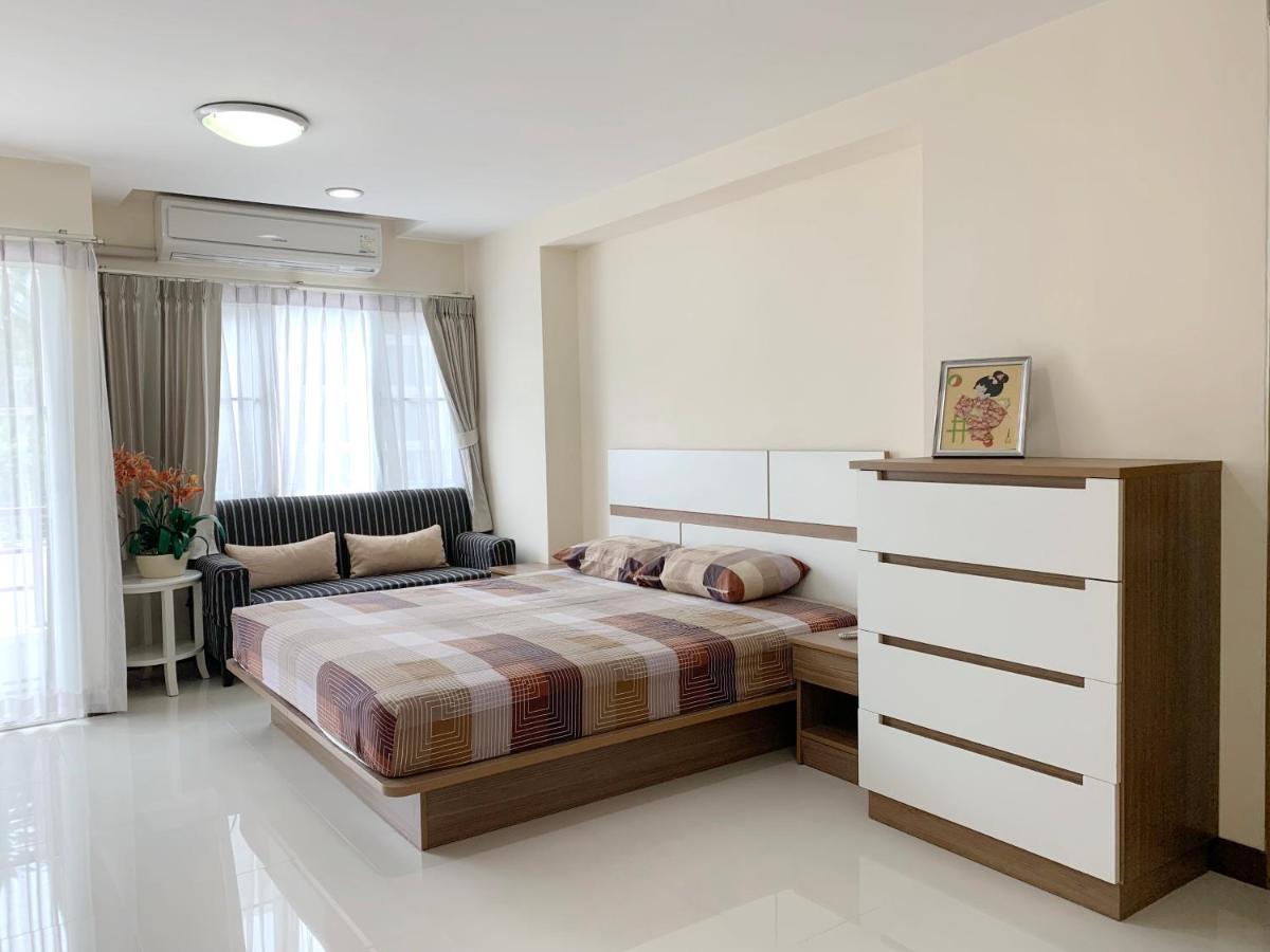 Charming Resident At Ekkamai From Studio Unit Up To 2 Bedroom Apartment Bangkok Exteriör bild